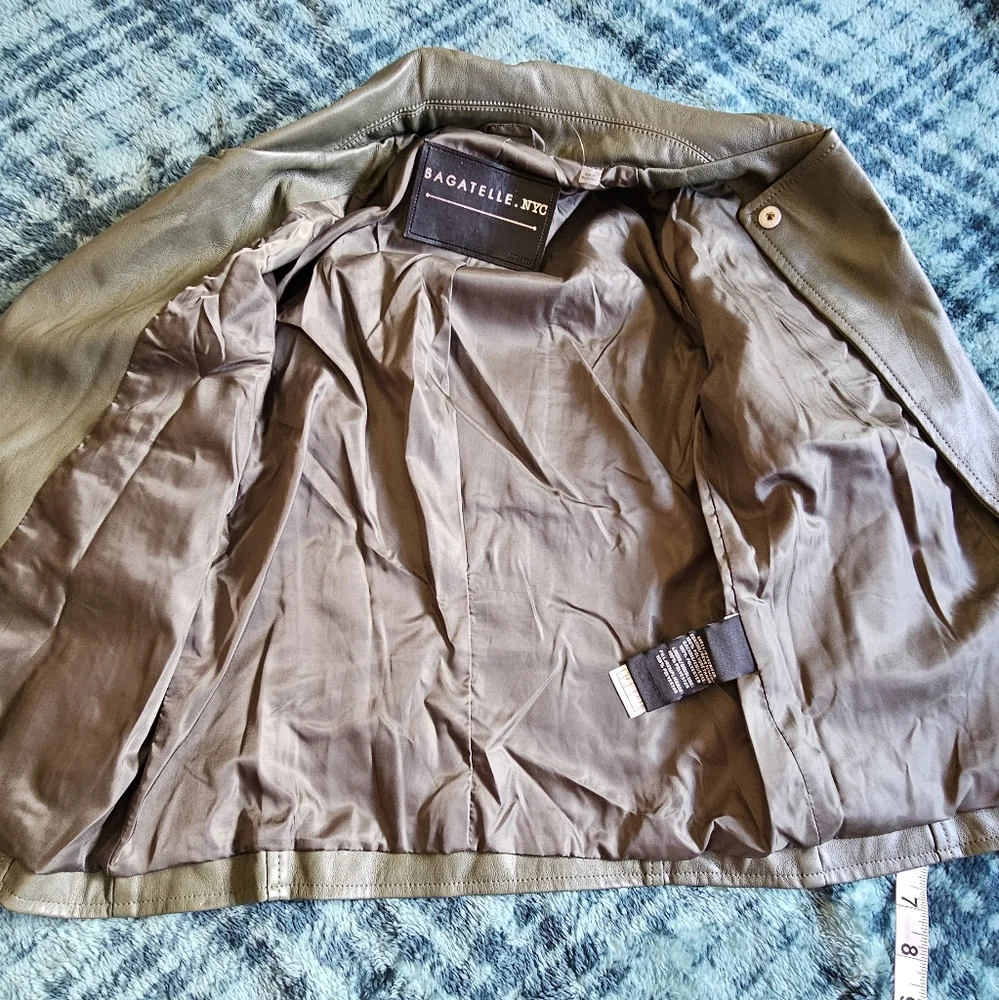 Bagatelle jaket, size XS,‎ olive 🫒 color